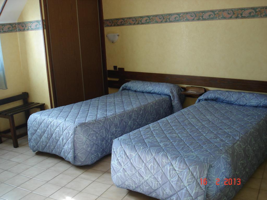 Hotel De La Poste Corps Quarto foto